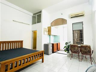 Cho thuê phòng rộng 33m2 giá rẽ ngay cầu thủ thiêm  landmark 81  cầu ba son  thảo cầm viên