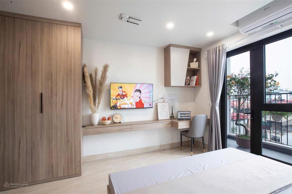 Cho thuê căn hộ mini balcony giá rẽ ngay bùi viện  metrô bến thành  takashimaya  chợ bến thành