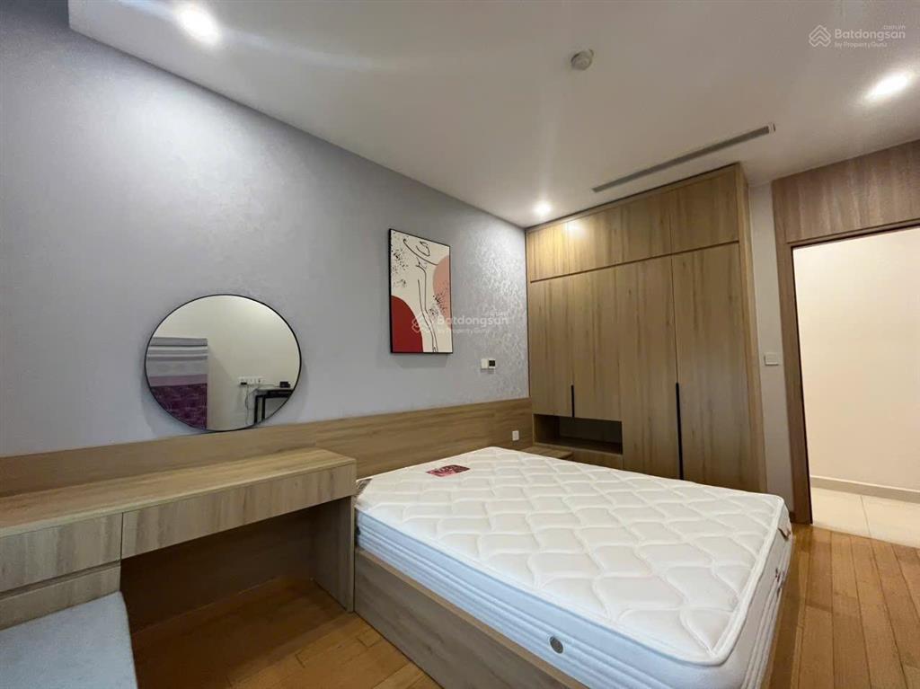 Em có full quỹ căn 3 phòng ngủ chung cư the zei, cần cho thuê gấp. anh chị có nhu cầu  035706589