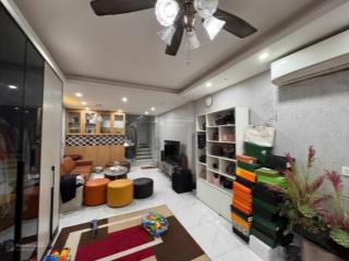 Hiếm, nhà mới full nt, 20m ra oto, 2 thoáng dân xây k qh. dt 23m 4t mt3,7m giá chào 5,9tỷ còn tl.