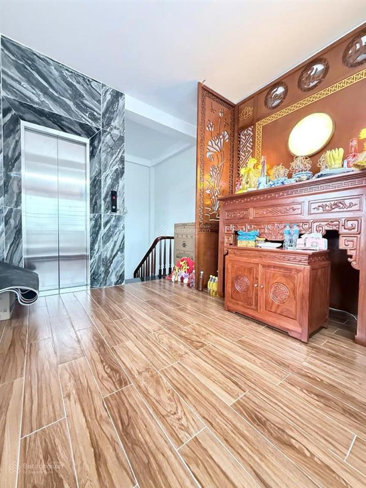 Bồ đề  long biên. nhà mới đẹp long lanh, ngõ thông, thang máy. dt 60m2 6t mt 5m giá chào 13,5tỷ