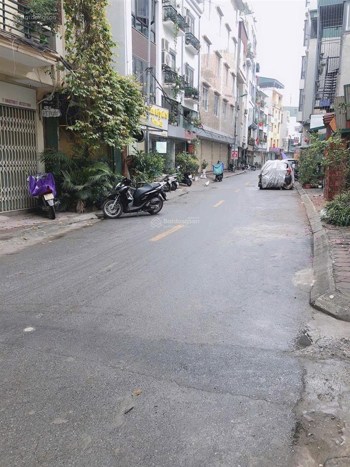 Mặt phố đồng cổ, kinh doanh, full nt điện nước giá dân. dt 30m2 5t giá 13tr/th, đóng 3 cọc 1