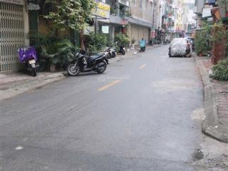Mặt phố đồng cổ, kinh doanh, full nt điện nước giá dân. dt 30m2 5t giá 13tr/th, đóng 3 cọc 1
