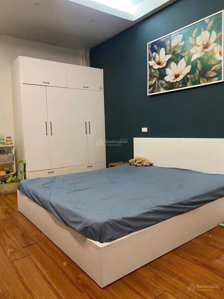 Nhà riêng võ chí công, tây hồ. nhà đẹp full nt, ngõ nông ba gác. dt 35m2 5t, giá thuê 12tr/tháng
