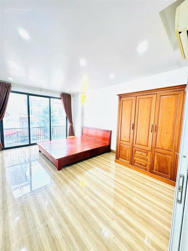 Nhà đẹp ở ngay, ngõ thông vf3 vào tận cửa, ngõ thông, dân xây, an ninh đảm bảo. dt35m4t giá 7,4ty