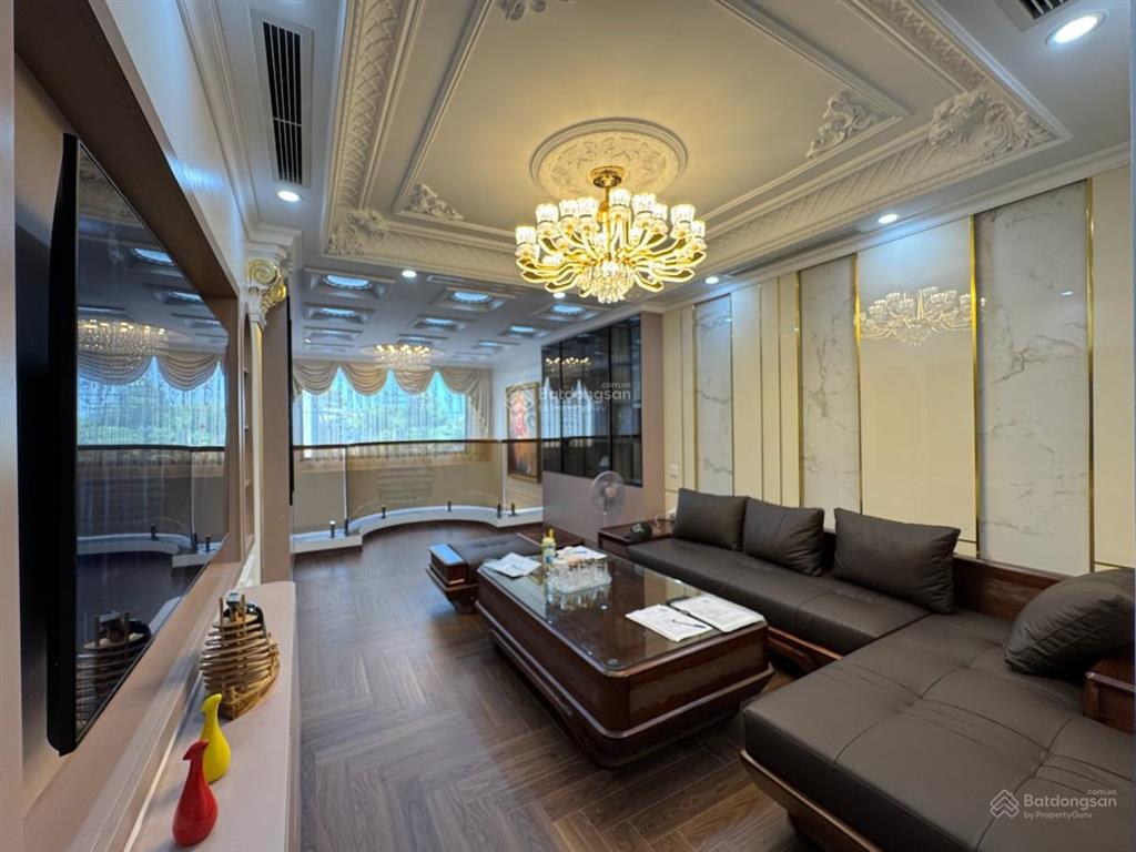 Toà nhà mp tt quận lb, vị trí kim cương, gara, tm, dòng tiền. dt 50m2 7t thông sàn mt 4,5m 26 tỷ