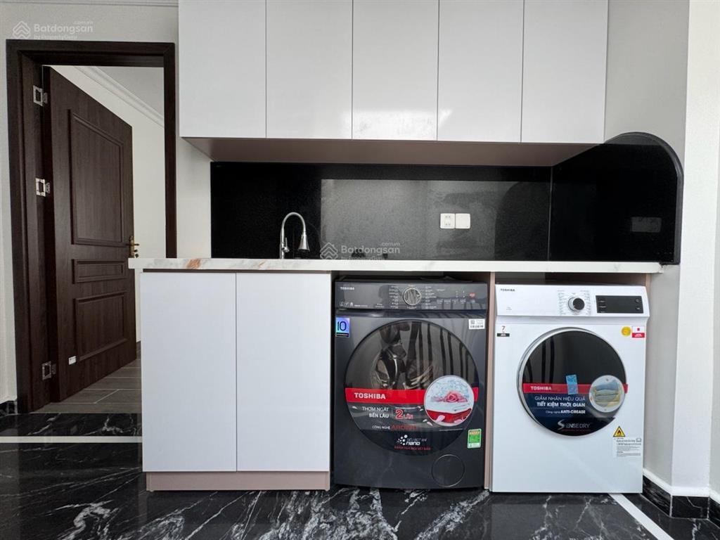 Toà nhà mp tt quận lb, vị trí kim cương, gara, tm, dòng tiền. dt 50m2 7t thông sàn mt 4,5m 26 tỷ