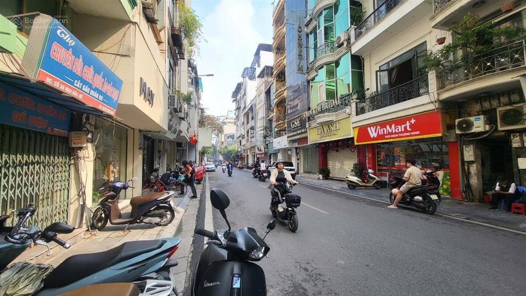 Mbkd tt hai bà, lô góc cực đẹp, vị trí đắc địa kd đỉnh. dt 35m 3t mt12m giá thuê 42tr/1thg
