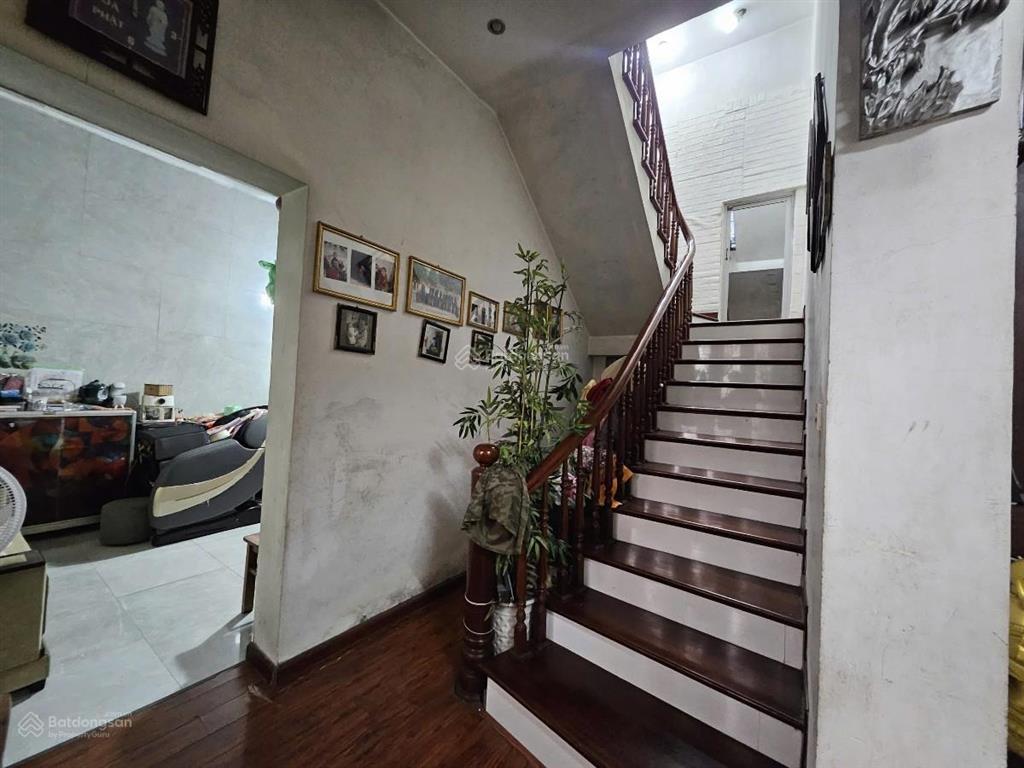 Bán đất vàng tô ngọc vân  tây hồ, mặt ngõ rộng nhiều tiện ích. dt 107m 4t giá 54 tỷ