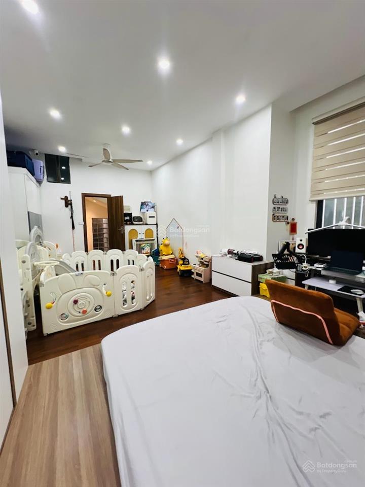 Tt ba đình, nhà đẹp ở ngay, vị trí đẹp 2 thoáng gần ô tô, k qh. dt 35m 4t mt3,5m giá chào 9,7 tỷ