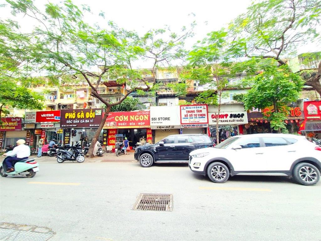 Mbkd phố thái thịnh, kv kinh doanh sầm uất,mt rộng kd mọi mô hình.dt 65m 2t mt6m giá 40tr/1thg