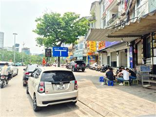 Mbkd tt đống đa, kv nhiều nhà hàng nhiều toà vp, vỉa hè rộng kd mọi mô hình. dt 65m giá thuê 20tr