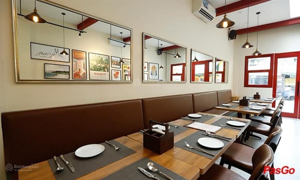 Mặt phố, đất vàng còn sót lại,dòng tiền đỉnh, thông số vàng, sổ hoa hậu.dt 110m c4, mt 5m giá 61tỷ