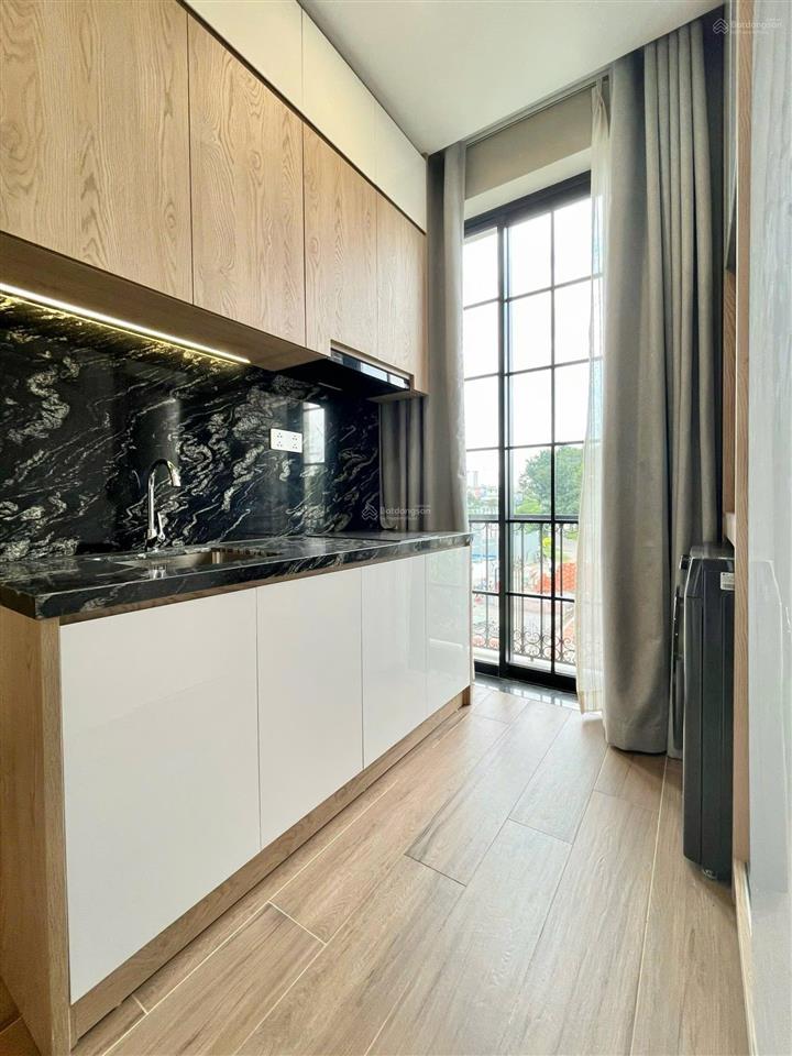 Trống sẵn studio vibe châu âu ban công full nội thất