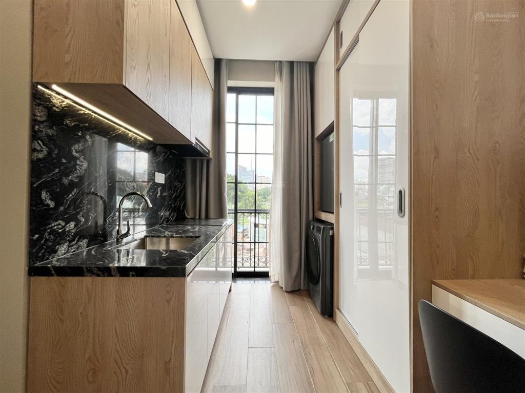 Trống sẵn studio vibe châu âu ban công full nội thất