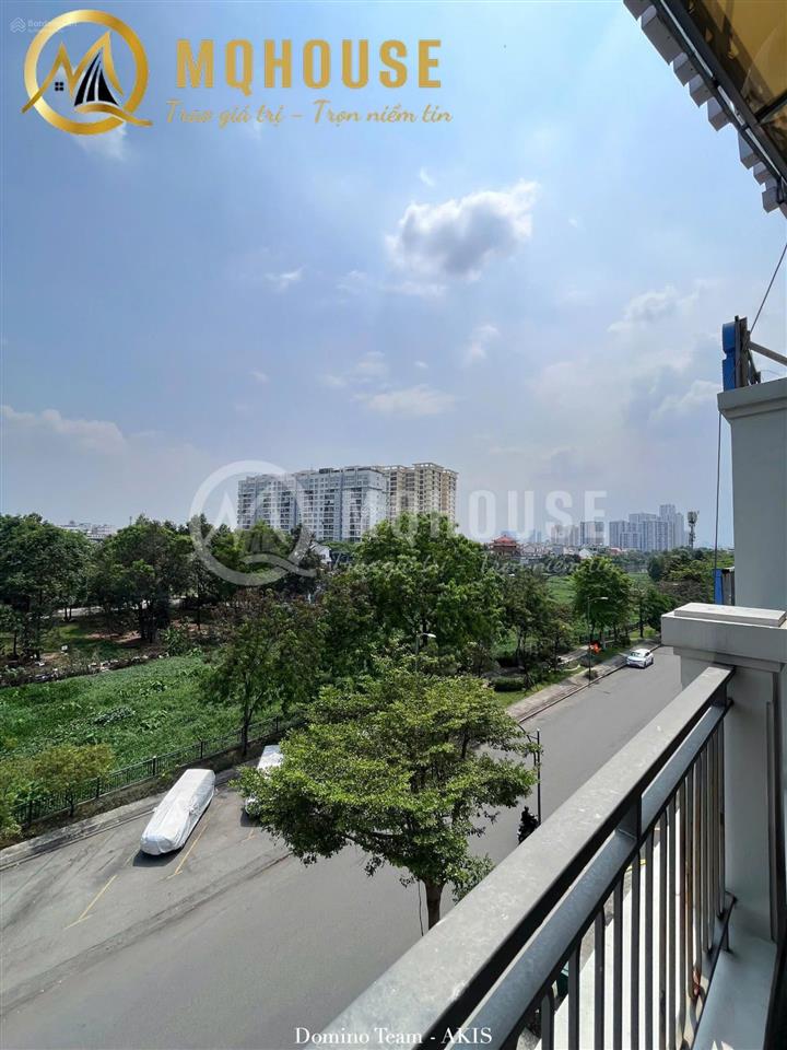 Trống sẵn căn studio ban công mặt tiền siêu thoáng ngay kđt lakeview