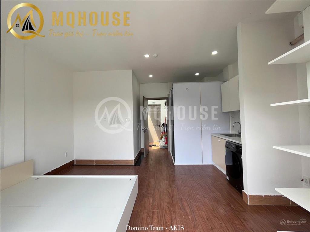 Trống sẵn căn studio ban công mặt tiền siêu thoáng ngay kđt lakeview