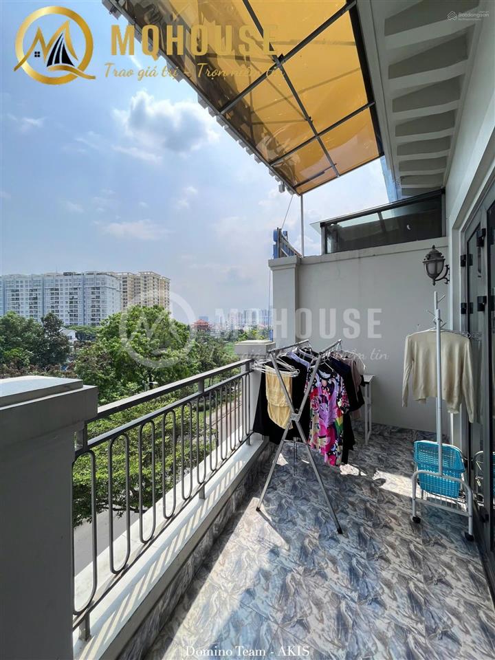 Trống sẵn căn studio ban công mặt tiền siêu thoáng ngay kđt lakeview
