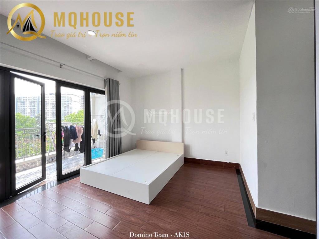 Trống sẵn căn studio ban công mặt tiền siêu thoáng ngay kđt lakeview