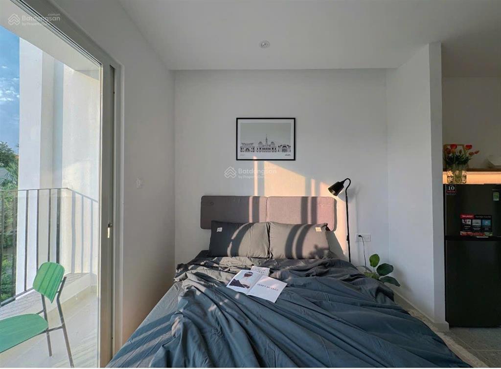 Trống sẵn studio thiết kế vibe tropical cực chillban công siêu thoáng giữa lòng thảo điền quận 2
