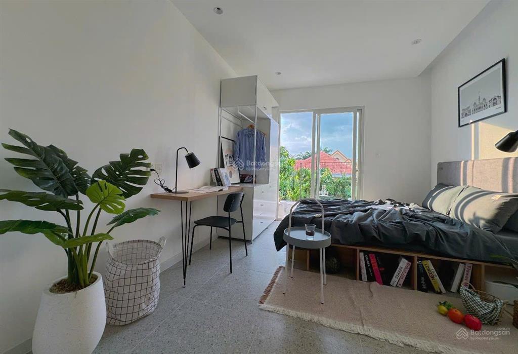 Trống sẵn studio thiết kế vibe tropical cực chillban công siêu thoáng giữa lòng thảo điền quận 2