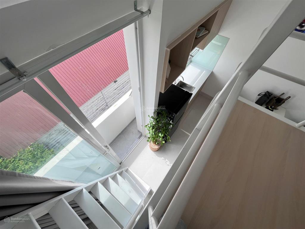 Căn hộ mới 100% duplex 2 ban công full nội thất ngay khu đảo kim cương