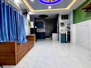 Nhà đẹp  rẻ  2pn  sẵn 3 máy lạnh  9triệu/tháng