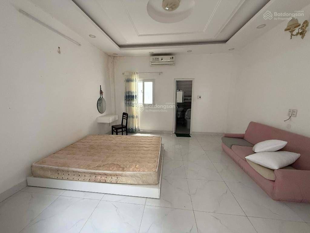 Nhà 4 tầng khu tân quy quận 7  ô tô vào nhà , dt 90m2 , giá chỉ 13.5 tỷ