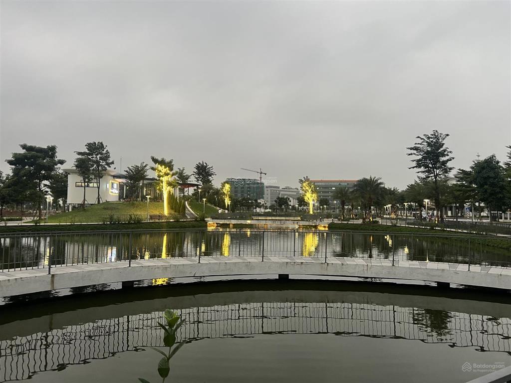 Cần bán shophouse 120m 3 tầng centa riverside giá 7,850tr rẻ nhất thị trường