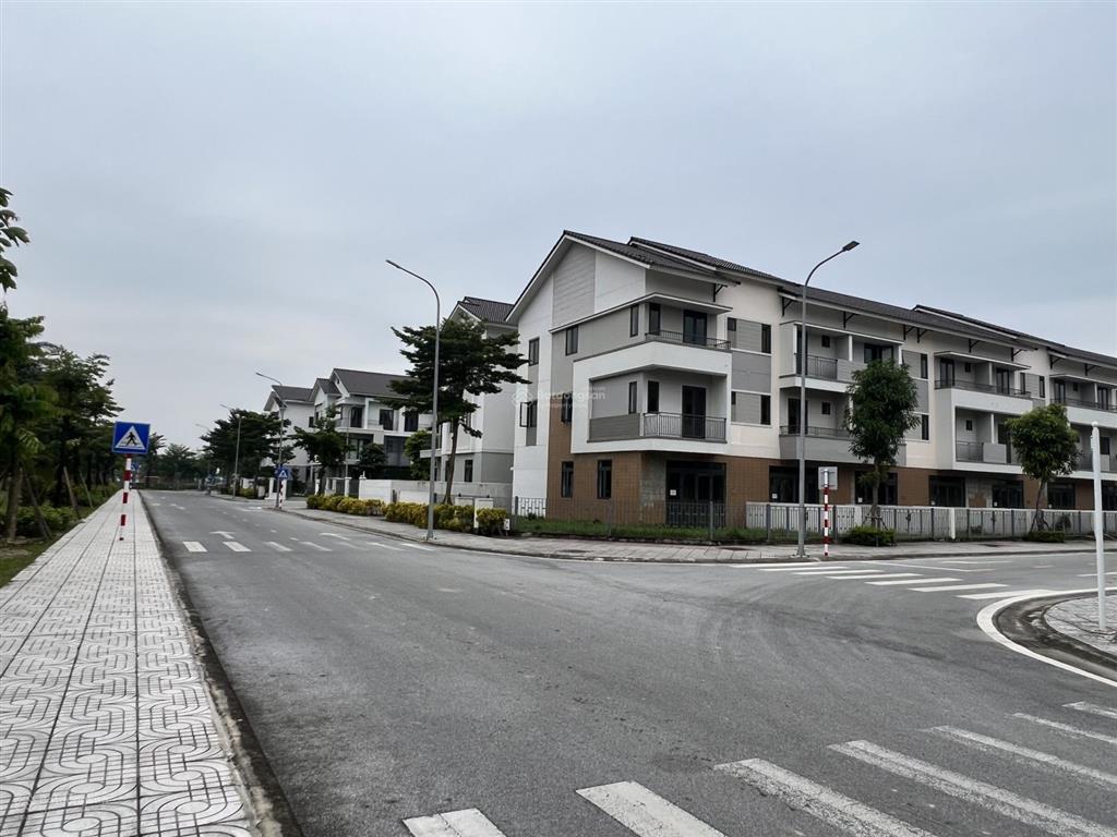 Cần bán shophouse 120m 3 tầng centa riverside giá 7,850tr rẻ nhất thị trường