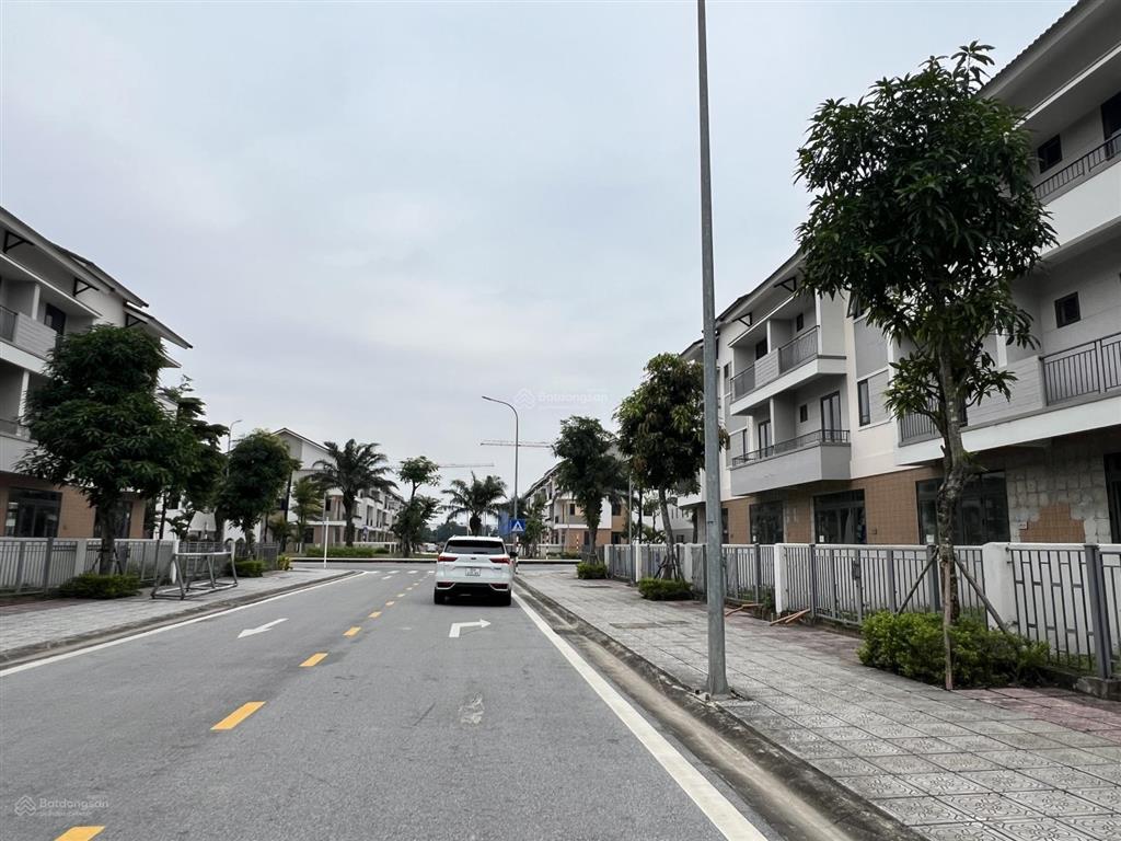 Cần bán shophouse 120m 3 tầng centa riverside giá 7,850tr rẻ nhất thị trường