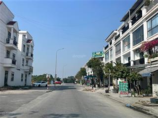 Shophouse chân đế 3 tòa chung cư 75m2, 4 tầng 547 căn hộ giá 7,3 tỉ kinh doanh bất chấp