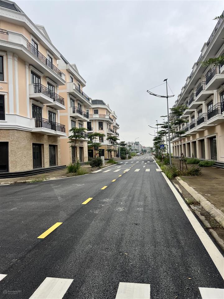 Chủ cần tiền bán gấp chỉ 5.1 tỷ nhà phố 75m² 4 tầng siêu hời, cạnh 9 toà chung cư đang xây dựng