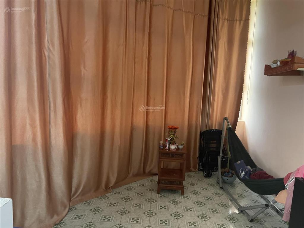 Kẹt tiền bán rẻ căn hộ thang bộ ngay chợ biên hoà
