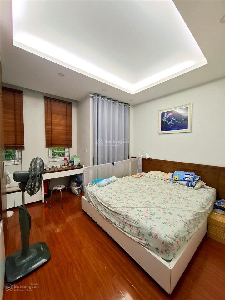 Bán nhà phân lô khuất duy tiến 51m2  5 tầng  mặt tiền 4m  vỉa hè  ô tô tránh  giá bán 22 tỷ