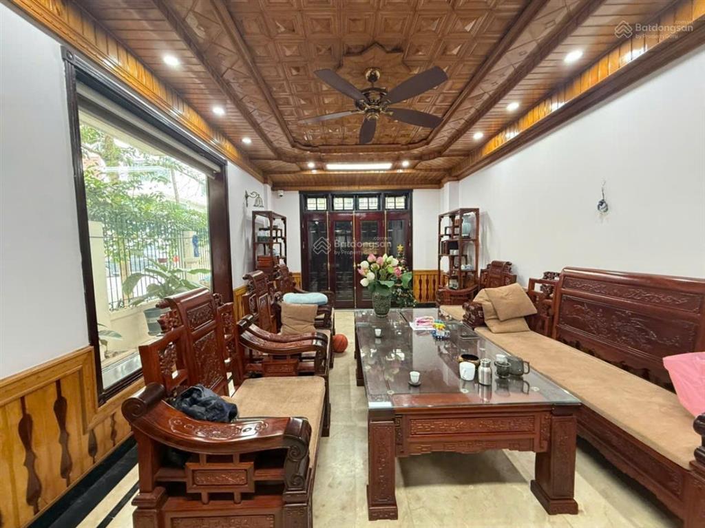 Bán nhà phân lô kđt trung yên  trung hòa 90m2  5 tầng  mặt tiền 5m  vỉa hè rộng  kd  38 tỷ