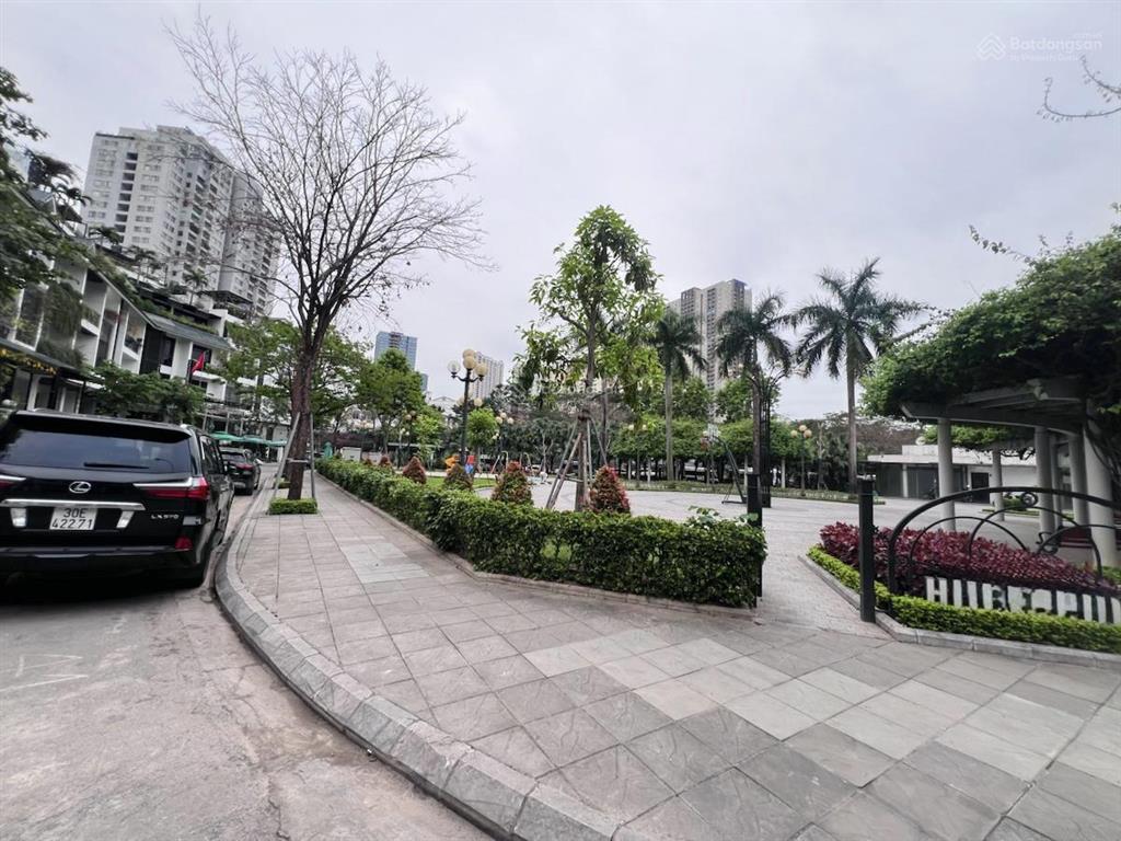 Bán nhà phân lô trung yên, trung hòa 161m²  5 tầng  mặt tiền 8m  vỉa hè  ô tô tránh  55 tỷ