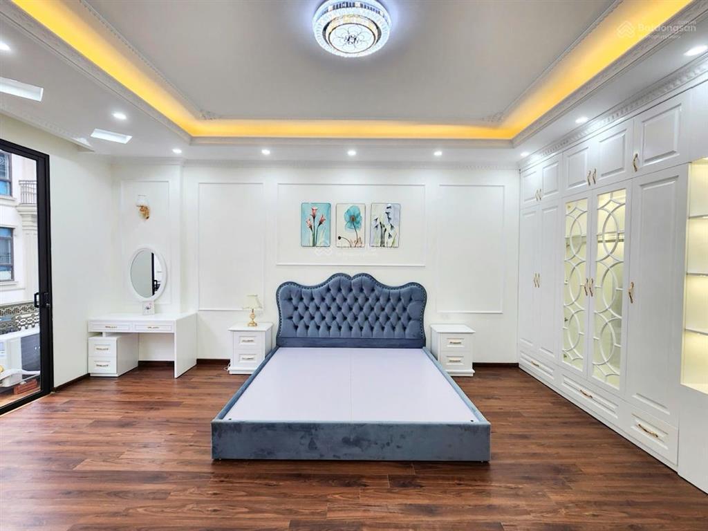 Bán biệt thự kđt linh đàm 210m2  4 tầng  mặt tiền 10m  gần hồ  view vườn hoa  giá chỉ 69 tỷ