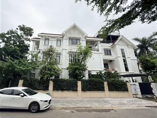 Bán biệt thự kđt thành phố giao lưu 230m²  4 tầng  mặt tiền 15m  sát hồ điều hoà  giá 75 tỷ