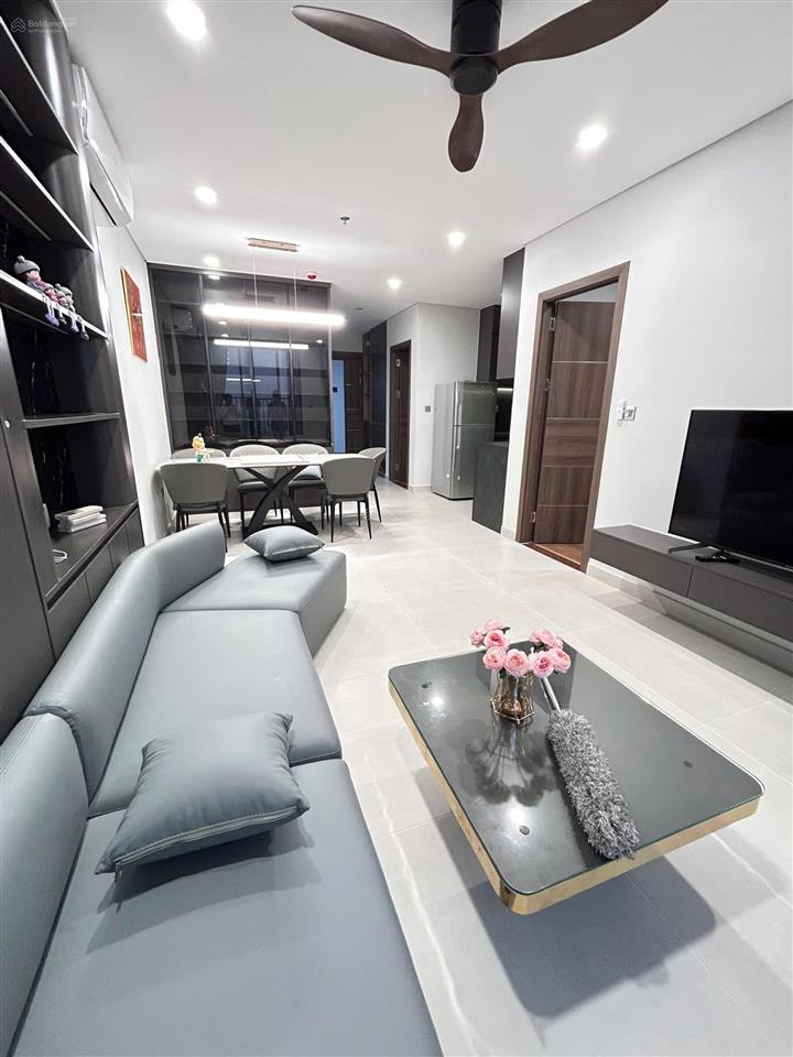 Cần cho thuê căn 101m2 khai sơn city bc đông nam view hồ tầng đẹp,full đồ giá 15tr/tháng