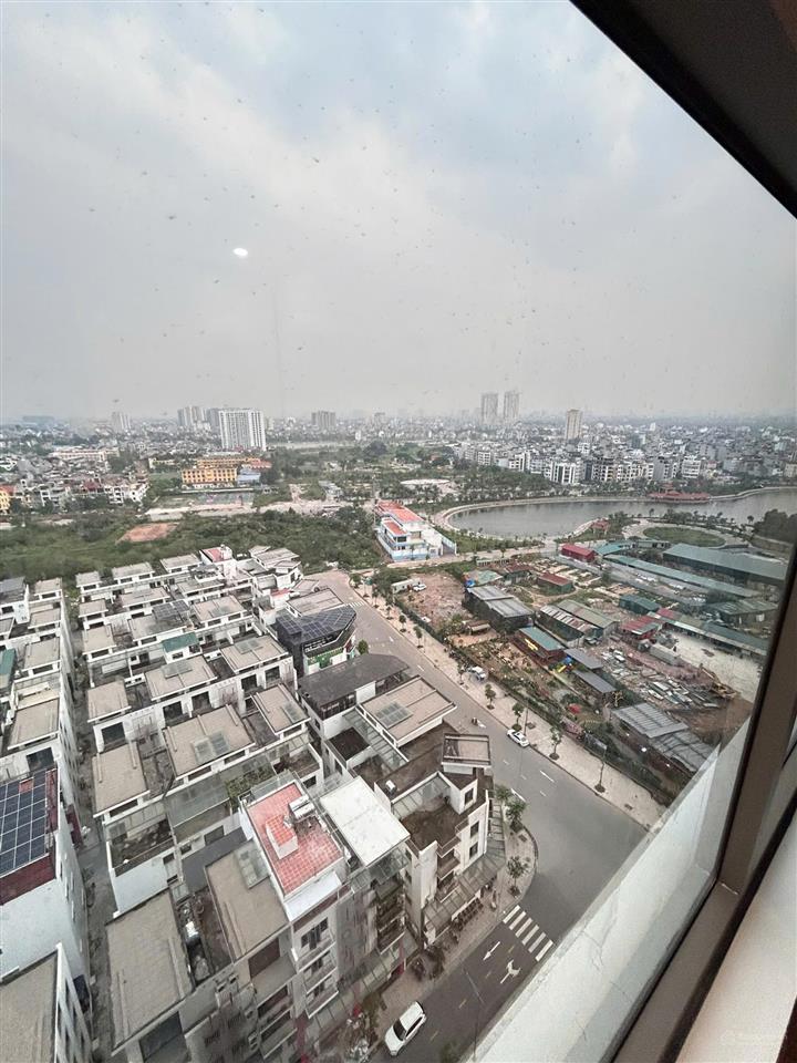 Cần cho thuê căn 101m2 khai sơn city bc đông nam view hồ tầng đẹp,full đồ giá 15tr/tháng