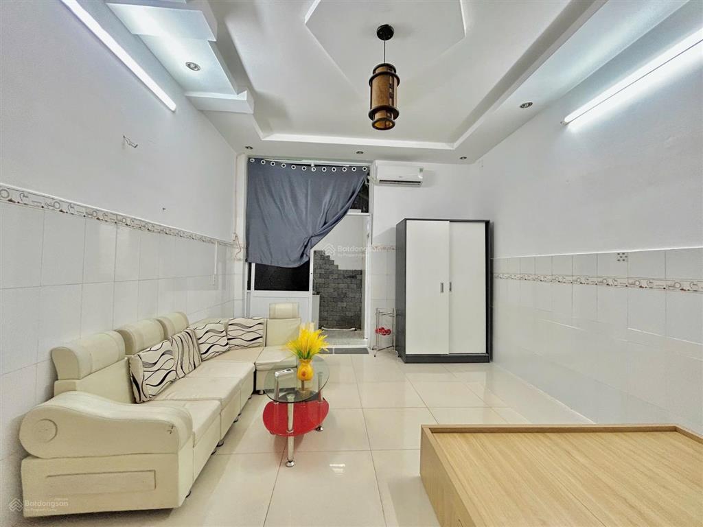 Cho thuê phòng studio rộng rãi không chung chủ, đầy đủ nội thất khép kín trung tâm gò vấp