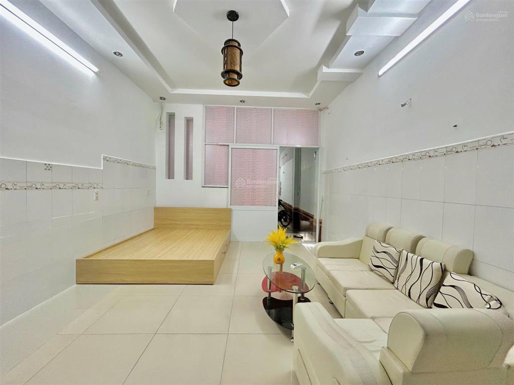 Cho thuê phòng studio rộng rãi không chung chủ, đầy đủ nội thất khép kín trung tâm gò vấp