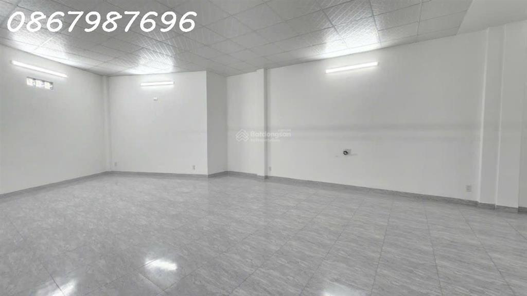 SIÊU PHẨM ĐỘC BẢN - LÔ GÓC VÒNG XOAY LÊ HỒNG PHONG - CHỈ 15,5 TỶ