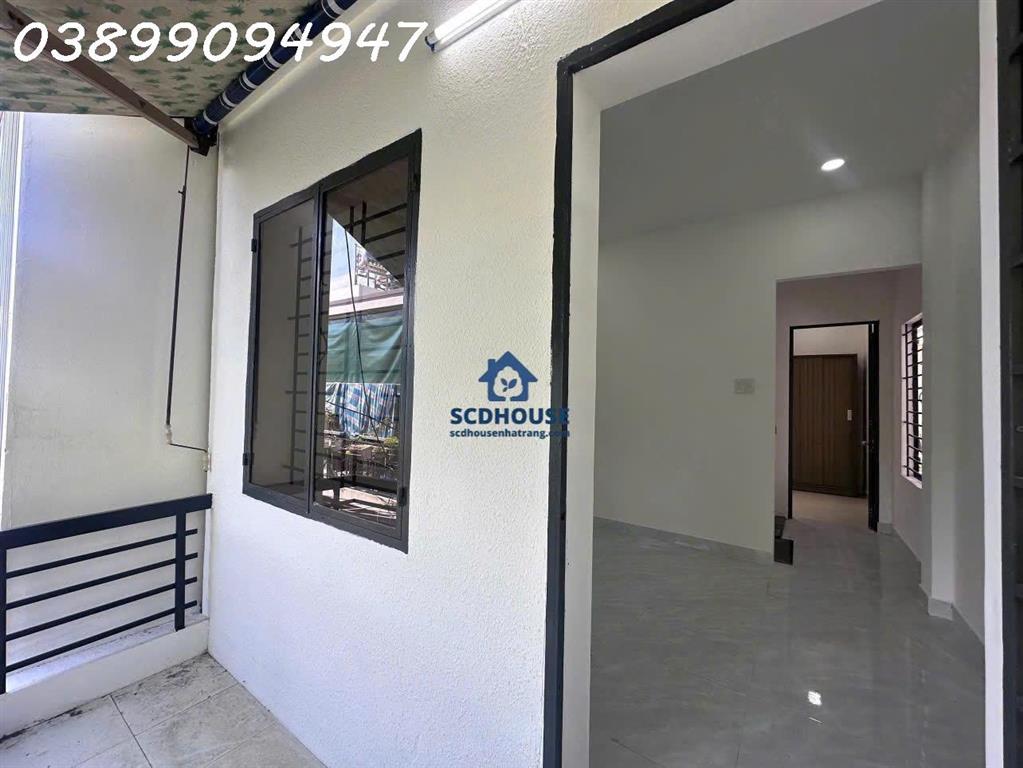BÁN NHÀ LÔ GÓC 2 MẶT TIỀN HẺM CẮT KIẾNG ĐƯỜNG 2/4 NHA TRANG – DIỆN TÍCH 28M² KẾT CẤU 2