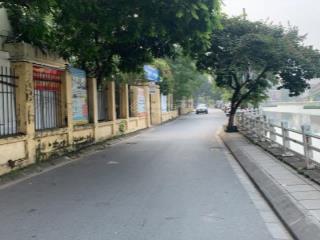 Bán đất tặng nhà  gần hồ bồ đềdt 95m2*3t*mt 5,2mngõ oto thôngsổ vuông đẹp