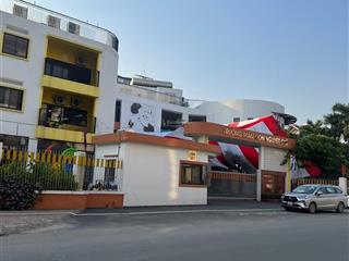 Bán nhà khu phân lô giáo viênngọc thuỵbồ đềdt 88m2*5 tầnggần công viênngõ oto đỗ cửavỉa hè