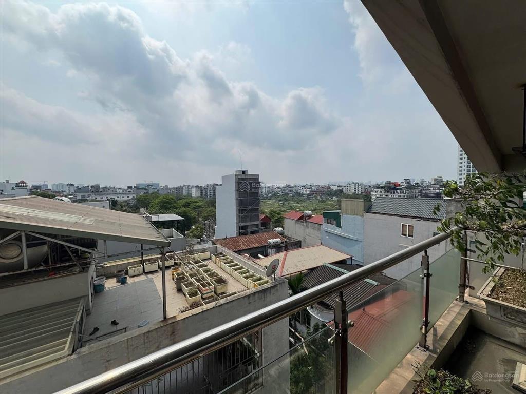 Phân lô hoàng minh đạolong biêndt 110m2*6 tầngcó hầmthang máygần đoàn tiếp viênkinh doanh