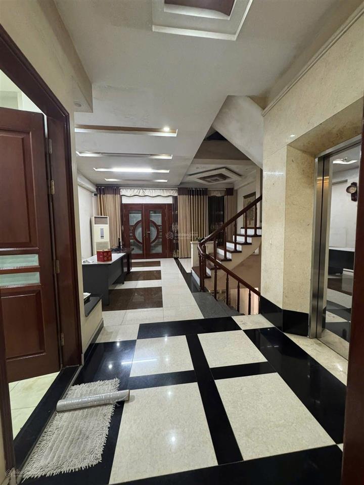 Phân lô hoàng minh đạolong biêndt 110m2*6 tầngcó hầmthang máygần đoàn tiếp viênkinh doanh