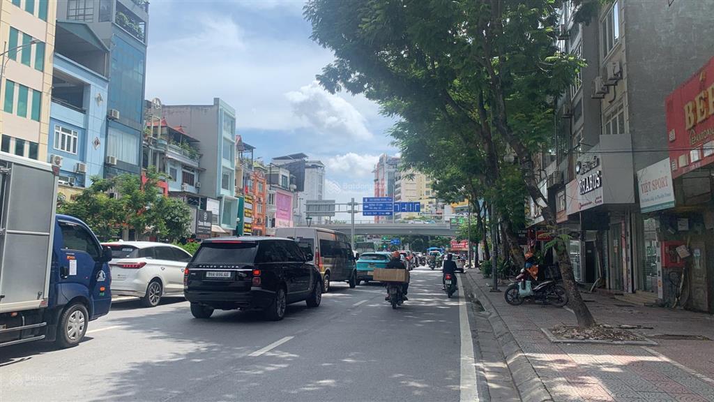 Siêu phẩmmặt phố nguyễn văn cừgần ngã 4 hồng tiếndt 200m2*mt 8,15mvỉa hèkinh doanh sầm uất